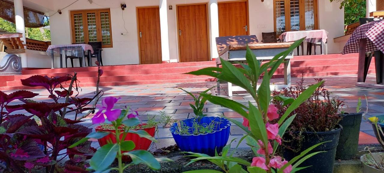 Marari Anna Beach Villa 마라리쿨람 외부 사진