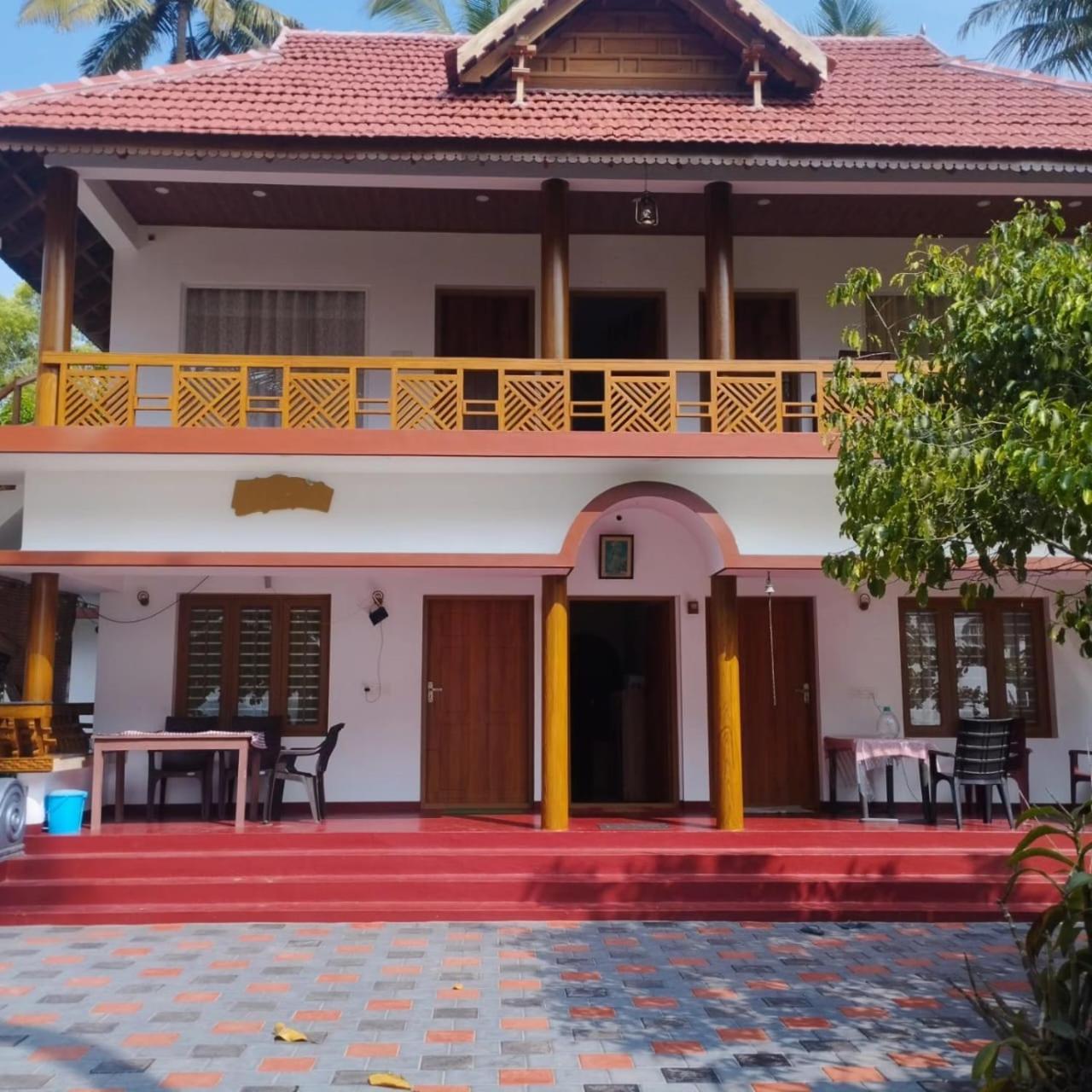 Marari Anna Beach Villa 마라리쿨람 외부 사진